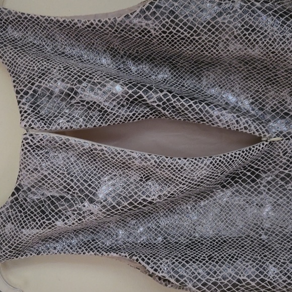 Romeo & Juliet Couture faux python dress - Picture 3 of 7